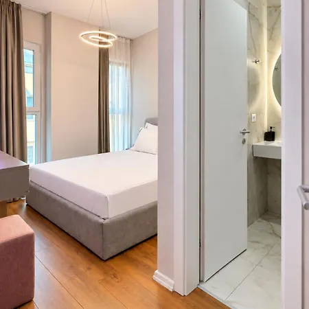 Matisse No37 - 2 Bedroom With Parking At Aura Complex